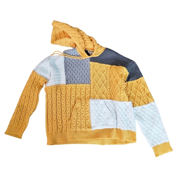 POL Colorblock Mixed Cable Knit Hoodie Sweater - Picture 2 of 7